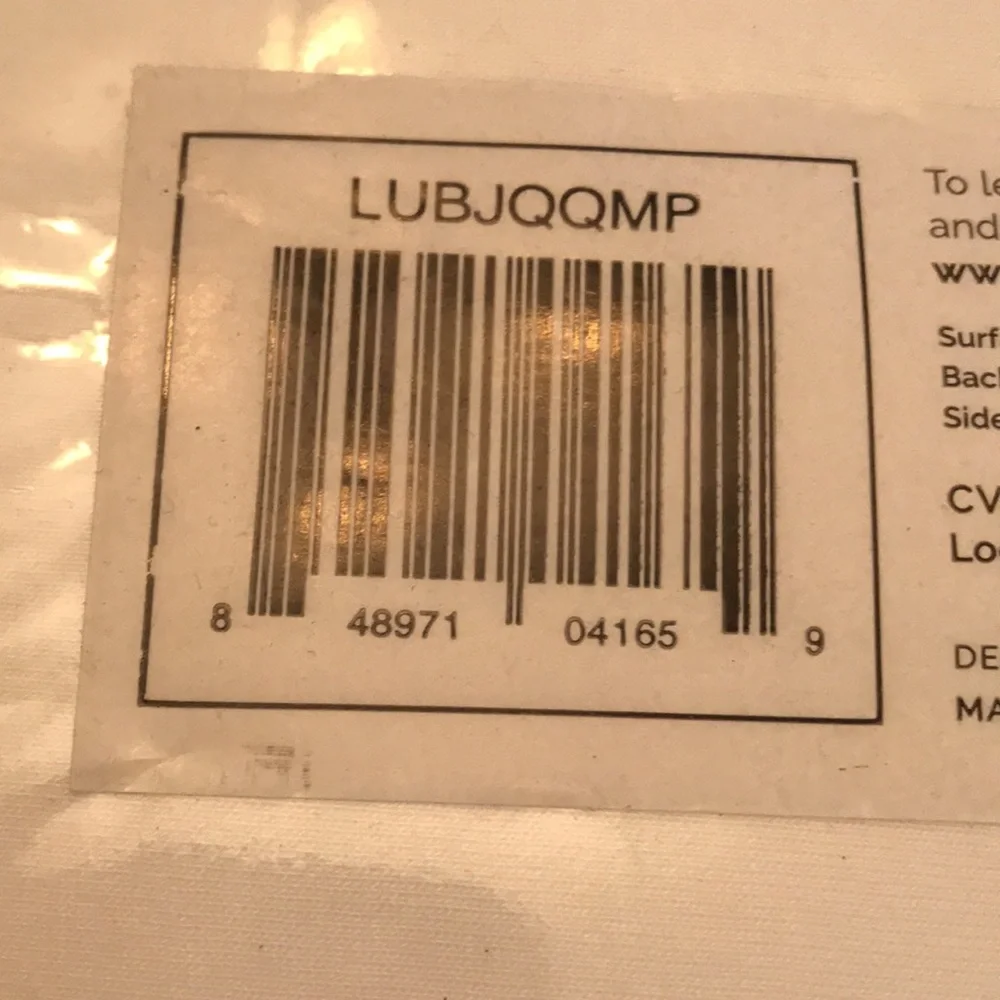 Lucid Queen mattress protector. New. White